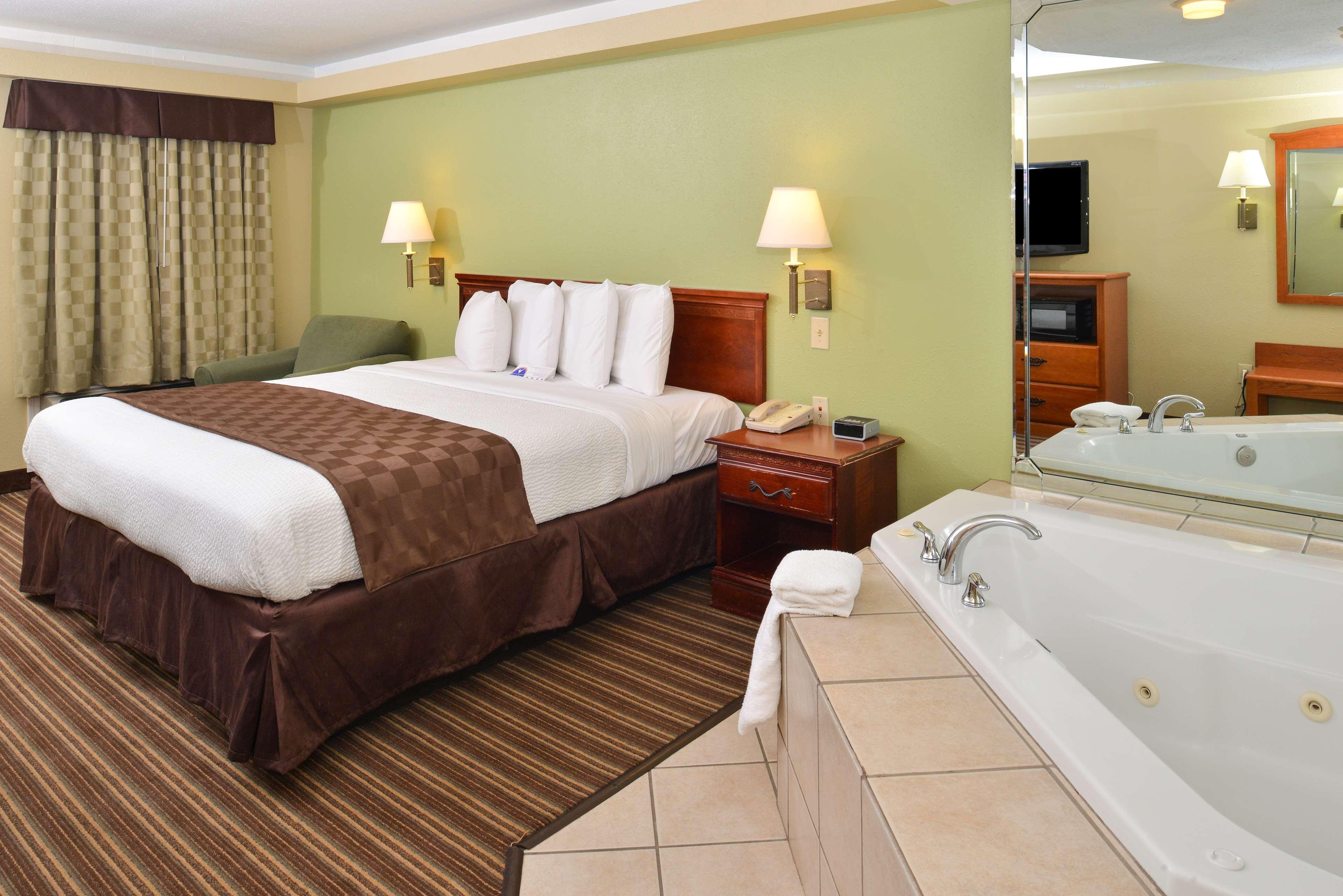 Americas Best Value Inn And Suites Little Rock Kültér fotó